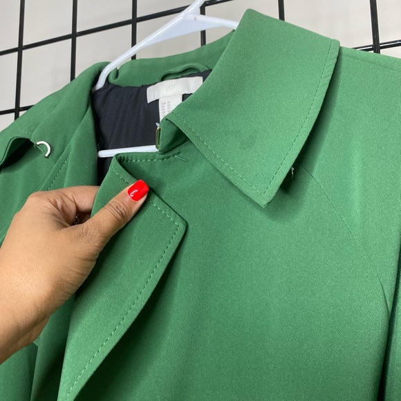 Green trench coat - Picture 3 of 3